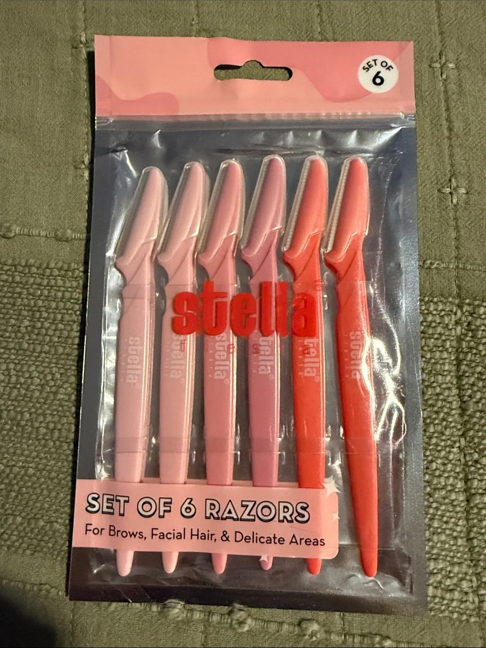 5/$25 Stella Pink Razors NWT
